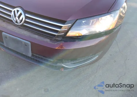 2013 Volkswagen Passat 2.5L Se z USA, uszkodzony, nr VIN 1VWBP7A33DC088050